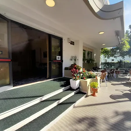 Hotel Carmen Viserba *