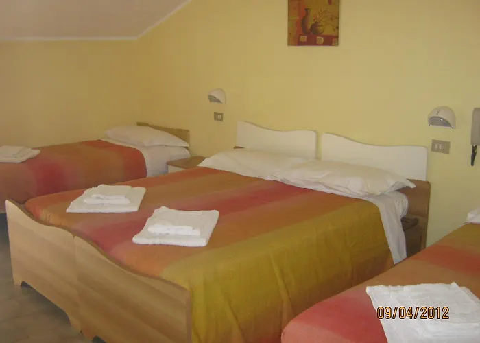 维塞尔巴卡门酒店 Viserbella di Rimini