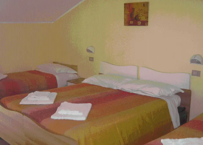 维塞尔巴卡门酒店 * Viserbella di Rimini