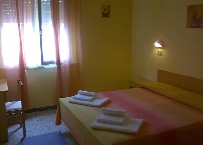 维塞尔巴卡门酒店 Viserbella di Rimini