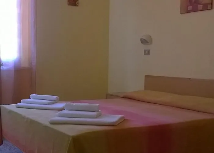 Carmen Viserba Отель