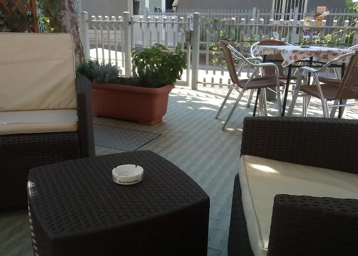 Hotel Carmen Viserba *